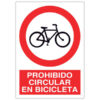prohibido circular en bicicleta